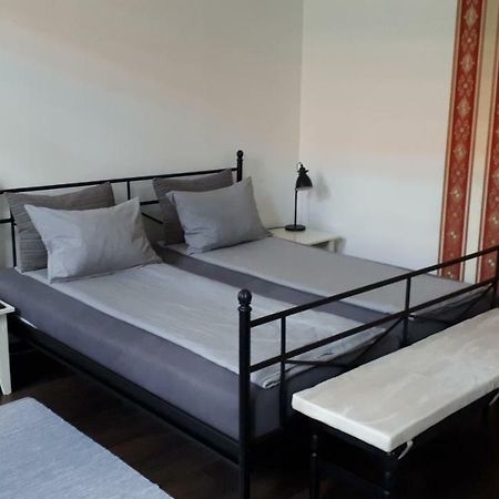 City Center Minimalist Apartment Gran Varadino Esterno foto
